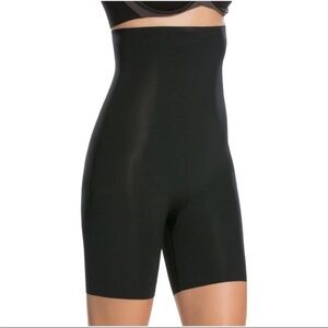 Spanx Thinstincts Black High Waisted Mid Thigh Short Large